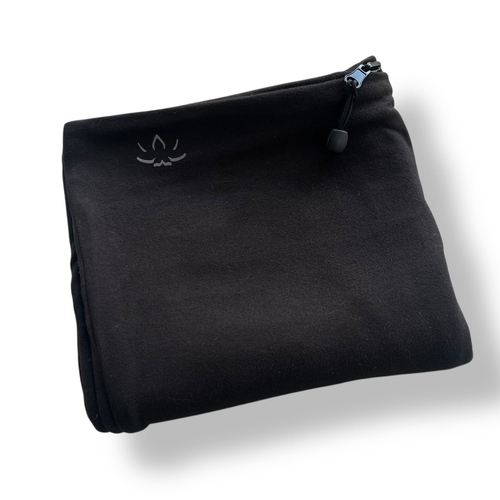 Beyond Yoga Black‎ Infinity Scarf Neck Warmer Cozy Travel Pocket Zipper Athletic